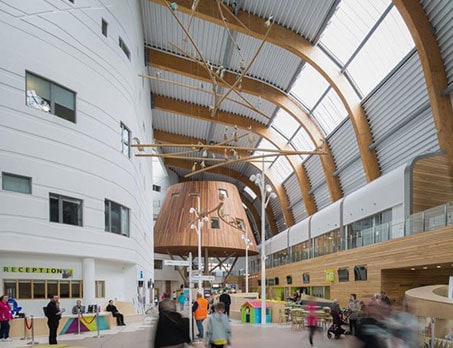 Interior of a state-of-the-art surgical center with spacious, bright, and welcoming environment.